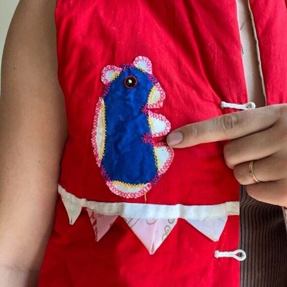 Vintage Handmade 1950s Quilted Animal Scene Folk Cottagecore Vest Sz M - Picture 3 of 10